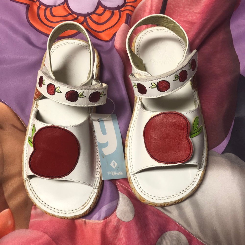 Garvalin Apple Sandles.  NWT.  Size 10.5/27